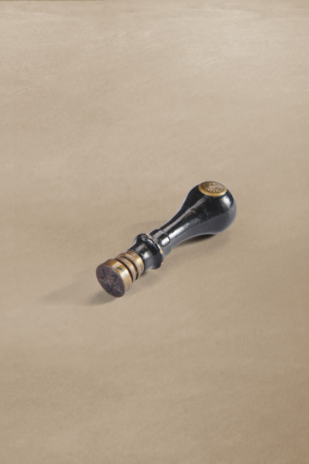 211207_stempel_Rijks oker.jpg