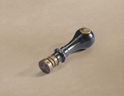 211207_stempel_Rijks oker.jpg