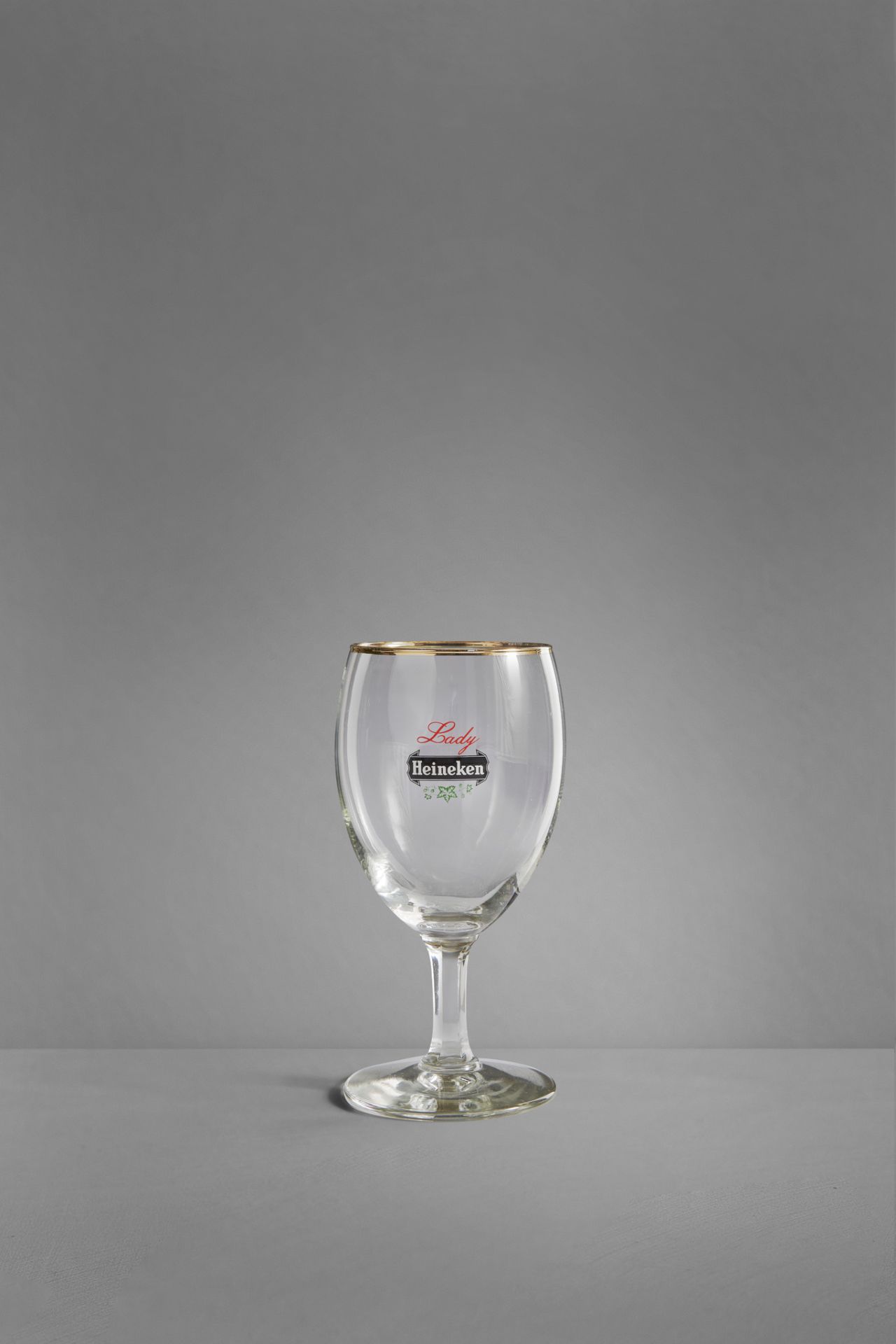 ladyglas met logo_ grijs.jpg