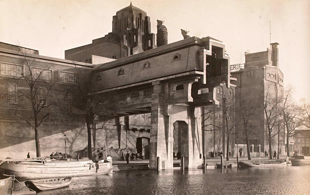 rotterdam.s4.jpg